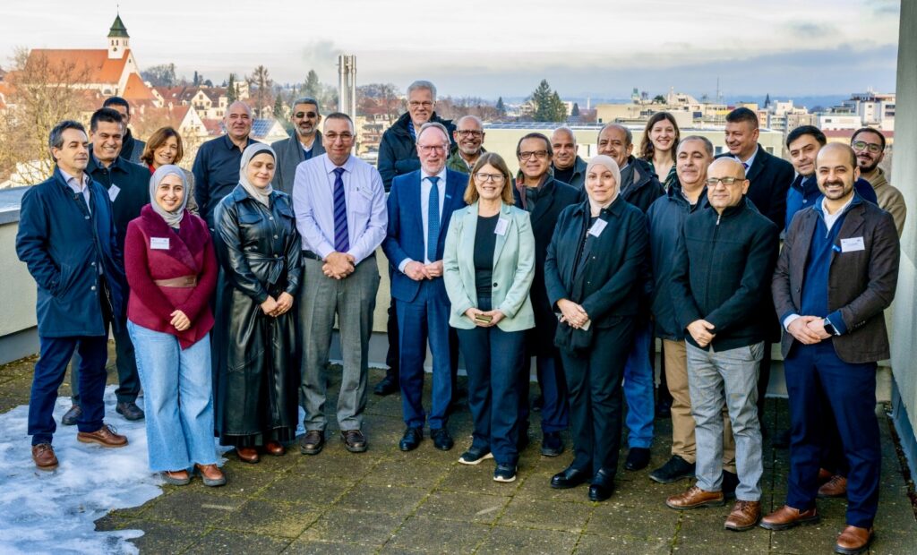 Gruppenbild zum Auftakttreffen des EU-geförderten Erasmus+CBHE-Projekts ENG-INC